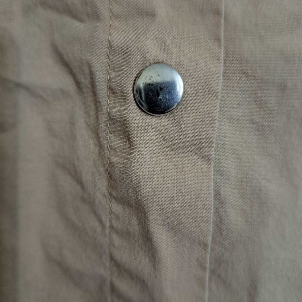 ​Ellen Tracy  Blouse Top Shirt Roll Tab Sleeves snap Up Stretch Size 6 - Picture 6 of 8